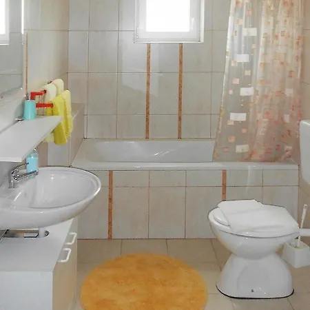 Manceta - Cis01263-dye Apartment *